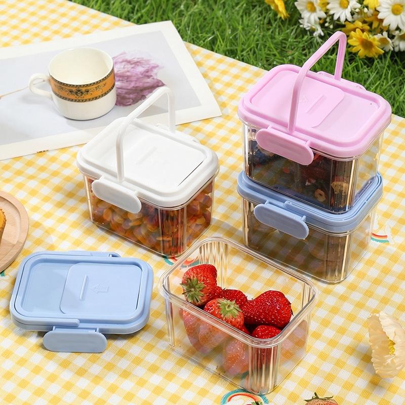 Plastikowe szczelne pojemniki  – Food And Snacks For Picnic recenzja i cena